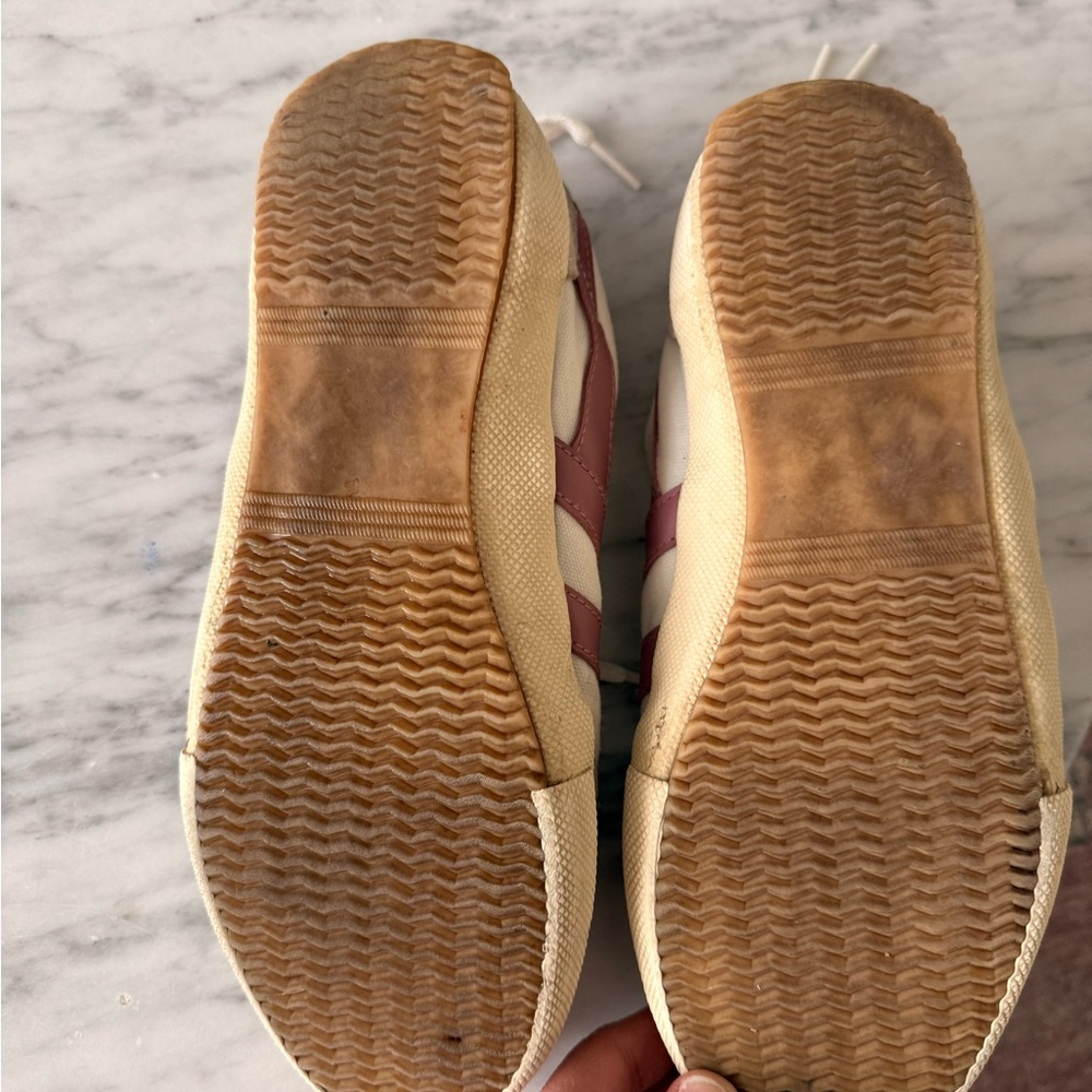 Gola Cream and Mauve Pink Low-Top Sneakers - Picture 4 of 4
